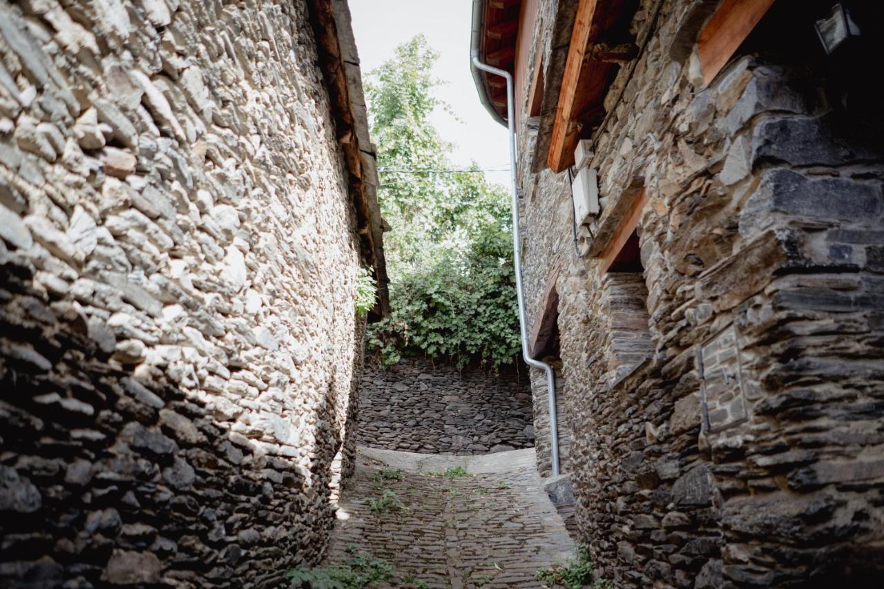 El Xalet De La Vall De Cardos Lladros Exteriér fotografie
