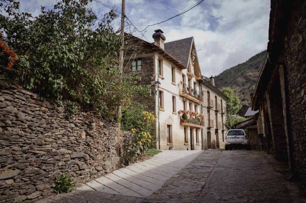 El Xalet De La Vall De Cardos Lladros Exteriér fotografie